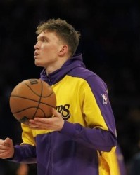 两战20中5！湖人新星三分9中0糟糕至极：自曝一天三练却迷失夏联