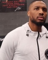 伟德Bevictor登录入口-利拉德：科技在进步 跟腱撕裂手术3个月后我已经能下地走路了