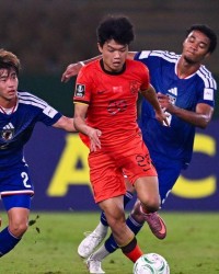 伟德Bevictor登录入口-足球报：杨希的转会谈判历经多轮博弈；海港11月就曾接触球员